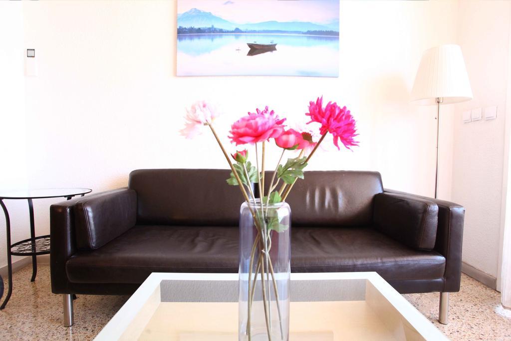 Bordeta Apartment Barcelona Luaran gambar