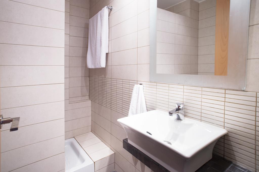 Bordeta Apartment Barcelona Luaran gambar